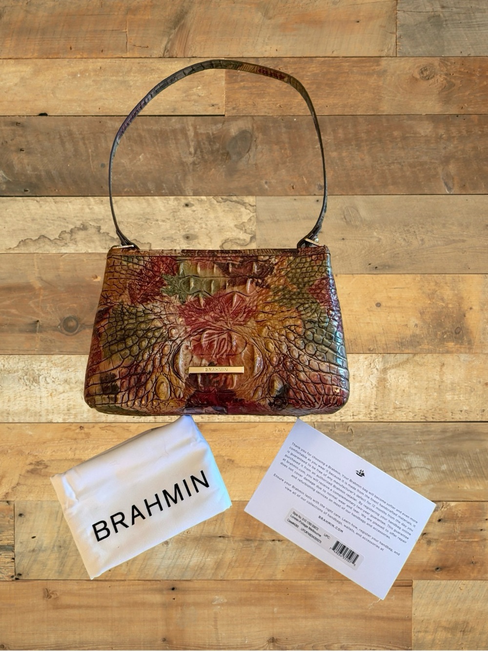 BRAHMIN Lorelei in Melbourne Foliage. - Picture 2 of 5